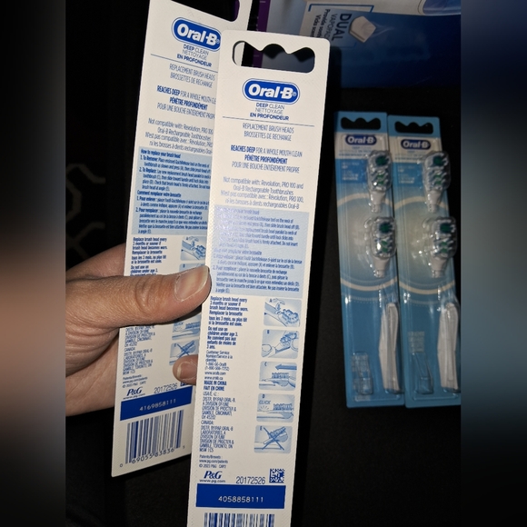 Oral B Deep Clean Replacement Heads - Picture 2 of 2